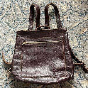 Like new, pebbled cold brew tote backpack.